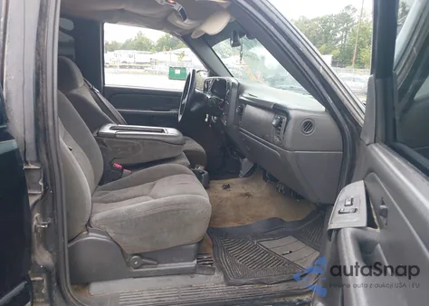 2004 Chevrolet Silverado 2500Hd Ls из США, поврежденный, VIN 1GCHK23U94F145757